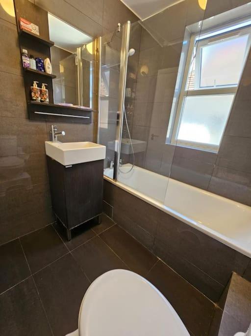 2 Bedroom Flat In Camden Londres Extérieur photo